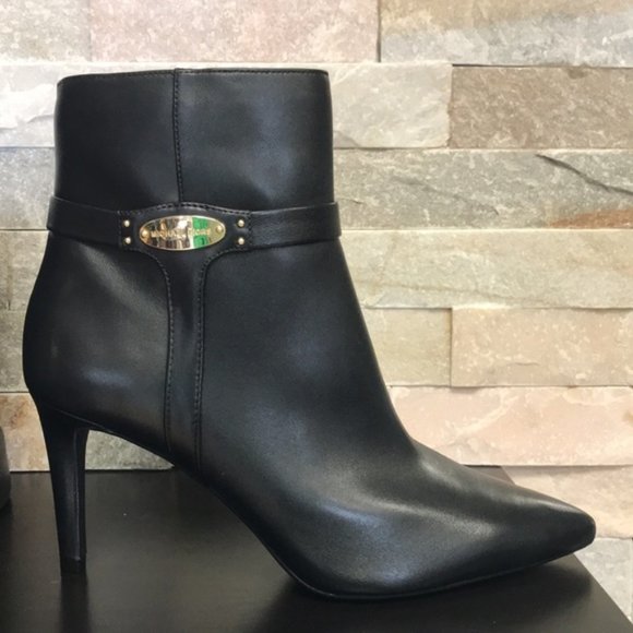 MICHAEL Michael Kors Finley Flex Mid Bootie - Picture 5 of 7